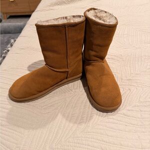 Koolaburra Tan Winter Boots